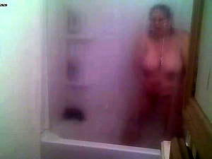 SLUT BBW WIFE CAUGHT GETTING HERSELF OFF IN SHOWER