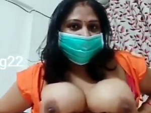 Hot Indian Bhabhi Does Nude Show